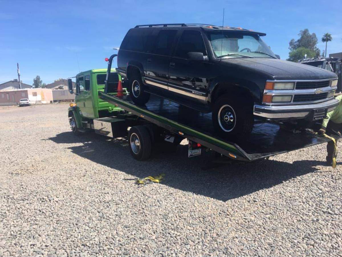 Polys Towing Service