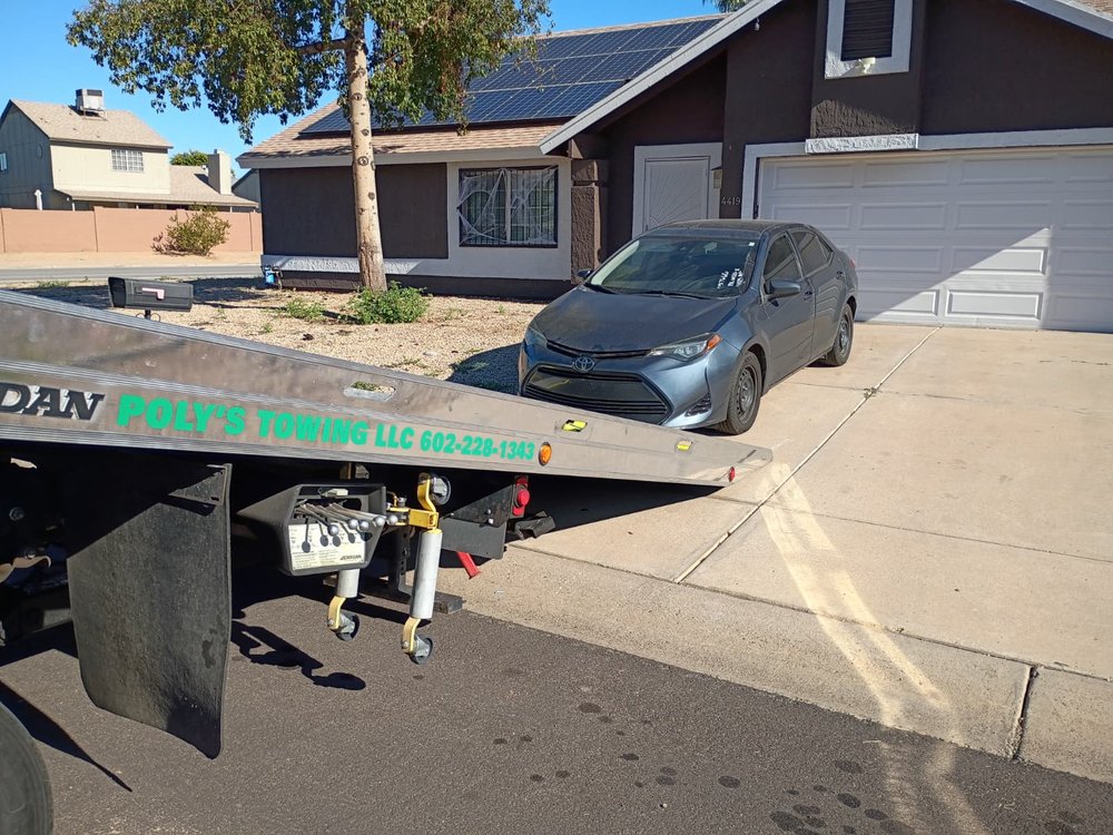 Polys Towing Service