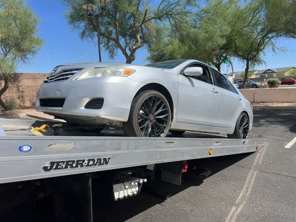 Polys Towing Service